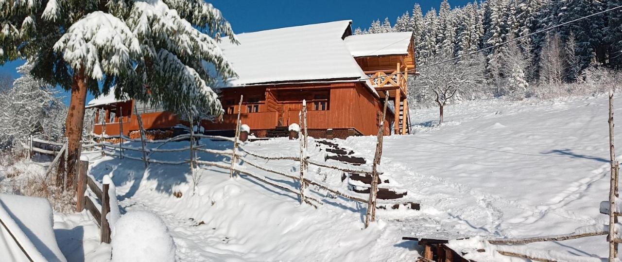 Гуцульська Спадщина Hotel Vorokhta Exterior photo