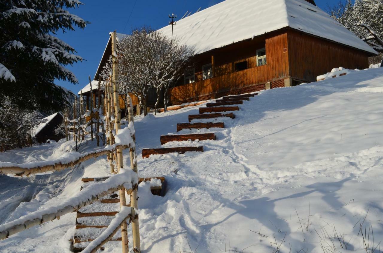 Гуцульська Спадщина Hotel Vorokhta Exterior photo